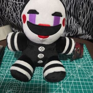 FNAF Five Nights at Freddy's Jazwares Plush Toy 8” Marionette The Puppet NWT